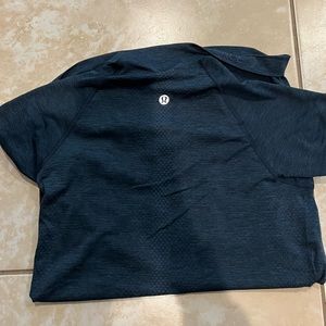 Navy blue size 4 swiftly tech